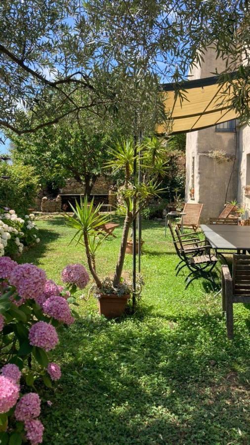 Casa Olivia Lacrema Finale Ligure Bagian luar foto