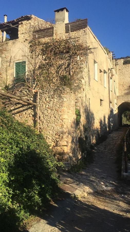 Casa Olivia Lacrema Finale Ligure Bagian luar foto